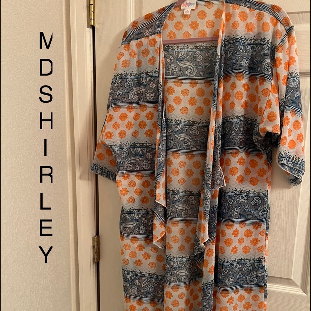 EUC MD LULAROE SHIRLEY